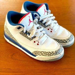 Boys' Jordan 3 Retro True Blue